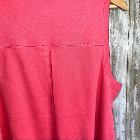 NWT J. Jill Pima Back Pleat Tank - Picture 3 of 5